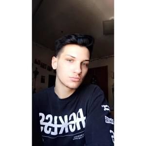 Meet your Posher, Daniel